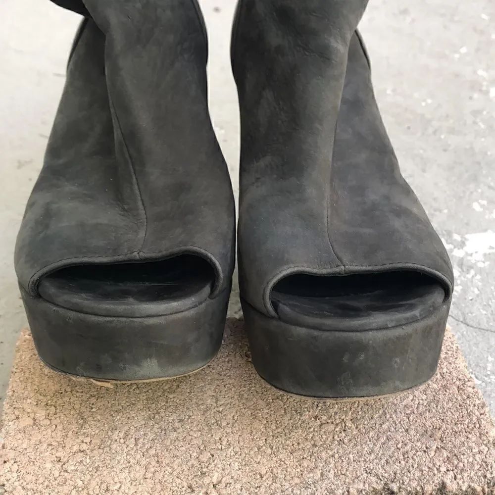 Vic Matie platforms - Picture 4 of 9